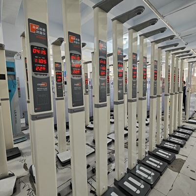 Κλινική Χάλυβα Υπερήχθη ύψος και βάρος ΔΜΣ Κλίμακα Φαρμακείο Κέρμα Κλίμακα