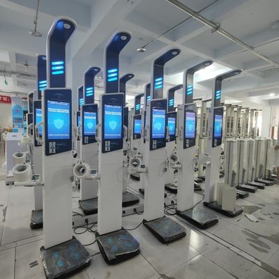 Μηχανή ανάλυσης σωματικού λίπους βιοαποστέρησης με μεγάλη οθόνη οθόνης και διαφημιστική οθόνη