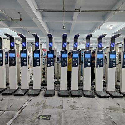 N.W 43kg ΜΔΜ Αναλυτής Κίος για ιατρική εξέταση με εύρος μέτρησης ύψους 0-210cm