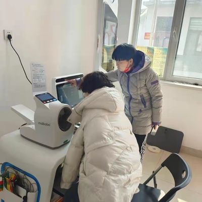 Κίος τηλεϊατρικής με υψηλής ευκρίνειας οθόνη LCD για έλεγχο της υγείας ολόκληρου του σώματος και παρακολούθηση της αρτηριακής πίεσης