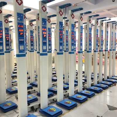 Ηλεκτρονική συσκευή με LED οθόνη με λειτουργία νομίσματος για τη μέτρηση του σωματικού βάρους